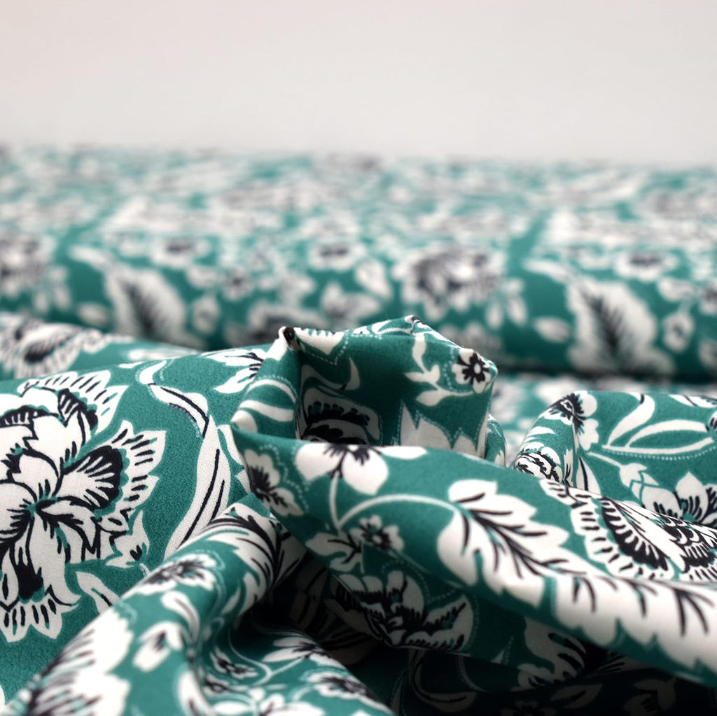 MAGAM-Stoffe Leyla Blumen Orient Baumwollstoff Meterware 50cm (Mint Grün)