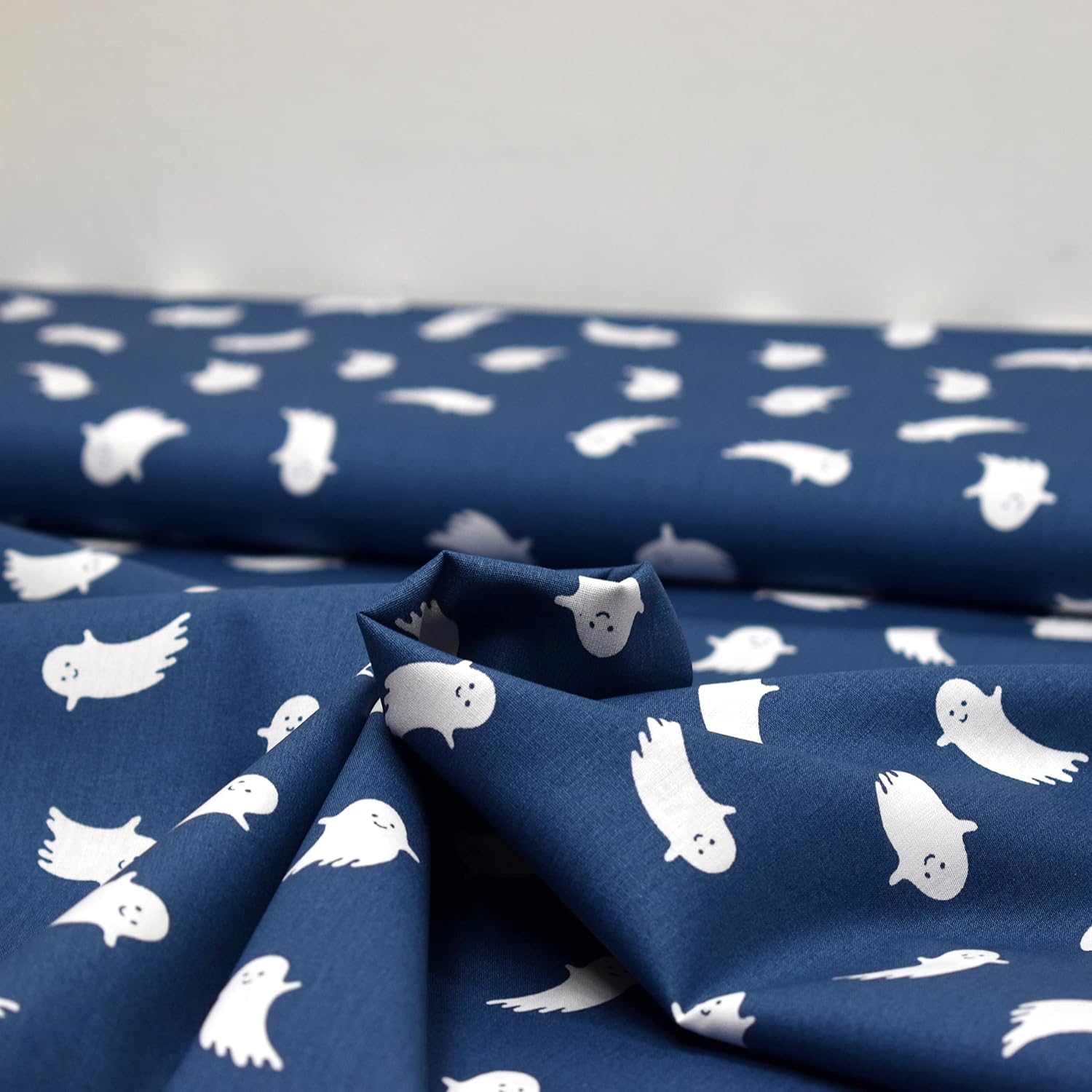 MAGAM-Stoffe Kleine Gespenster Baumwollstoff Kinder Meterware 50cm (Blau)