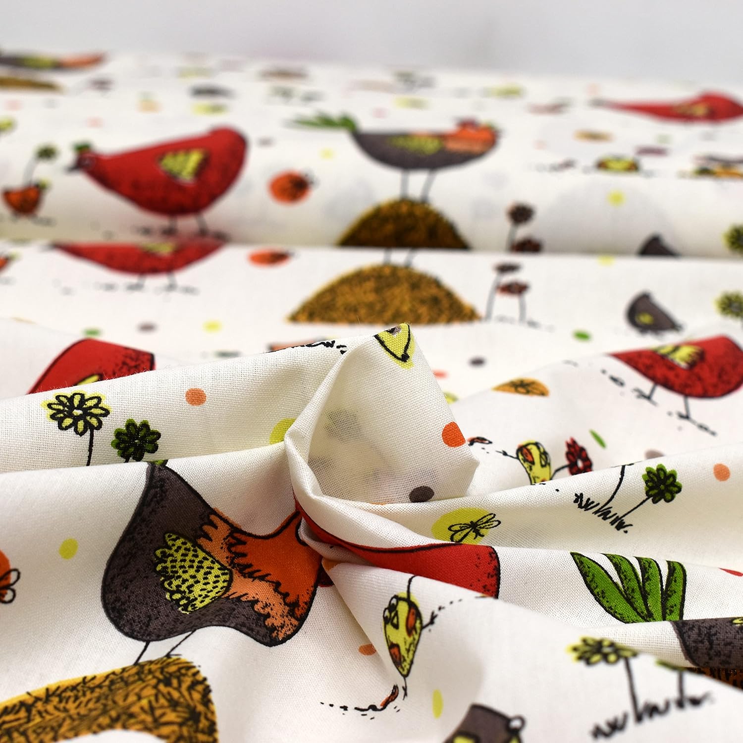 MAGAM-Stoffe Lotte bunter Hühner Baumwollstoff Kinder Meterware 50cm (Rot)