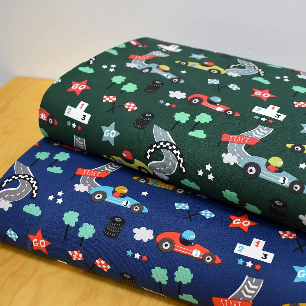 MAGAM-Stoffe Rennfahrer Fangio Baumwollstoff Kinderstoff OEKO-Tex Meterware 50cm (Dunkelblau)