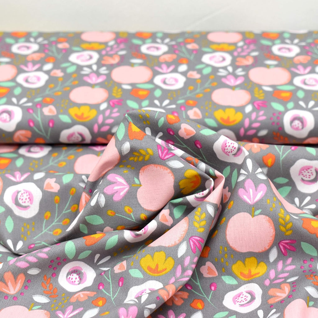 MAGAM-Stoffe Obst-Garten Baumwollstoff Kinderstoff 100% Baumwolle Oeko-Tex Meterware 50cm (Grau)