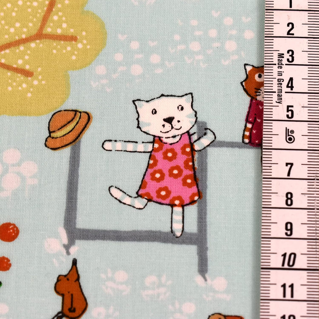 MAGAM-Stoffe Tiere auf dem Spielplatz Baumwollstoff Kinderstoff Oeko-Tex Meterware 50cm (Mint)