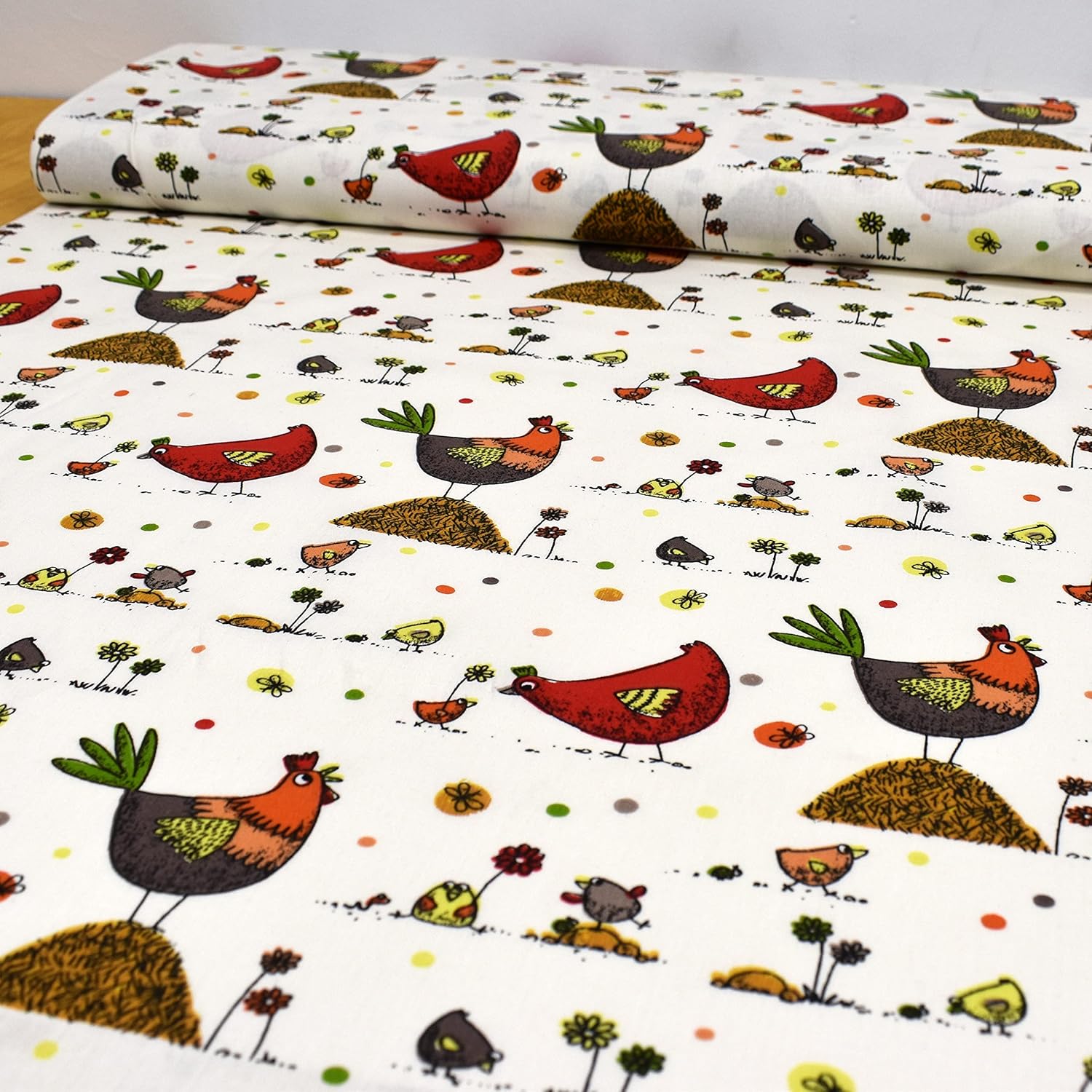 MAGAM-Stoffe Lotte bunter Hühner Baumwollstoff Kinder Meterware 50cm (Rot)