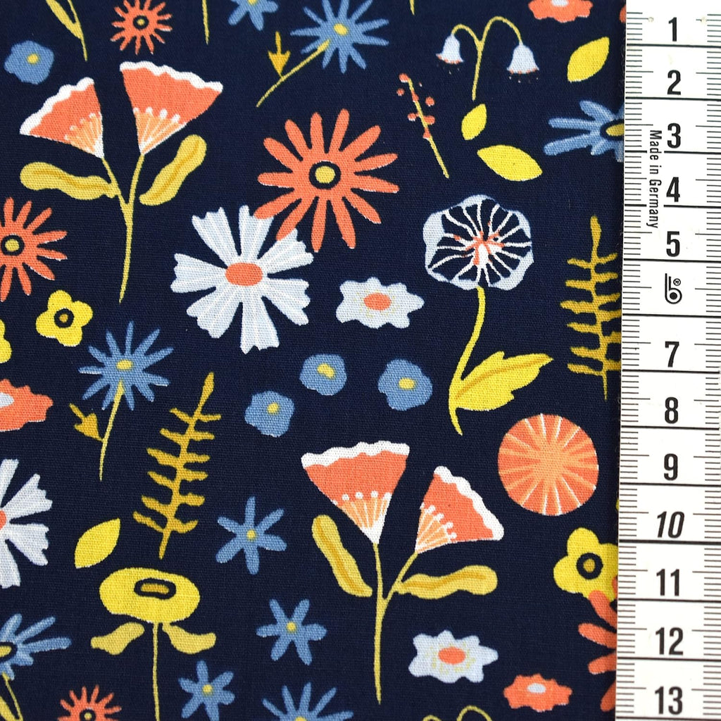 MAGAM-Stoffe Gerda Blumen Kinder Baumwollstoff Oeko-Tex Meterware 50cm (Dunkelblau)