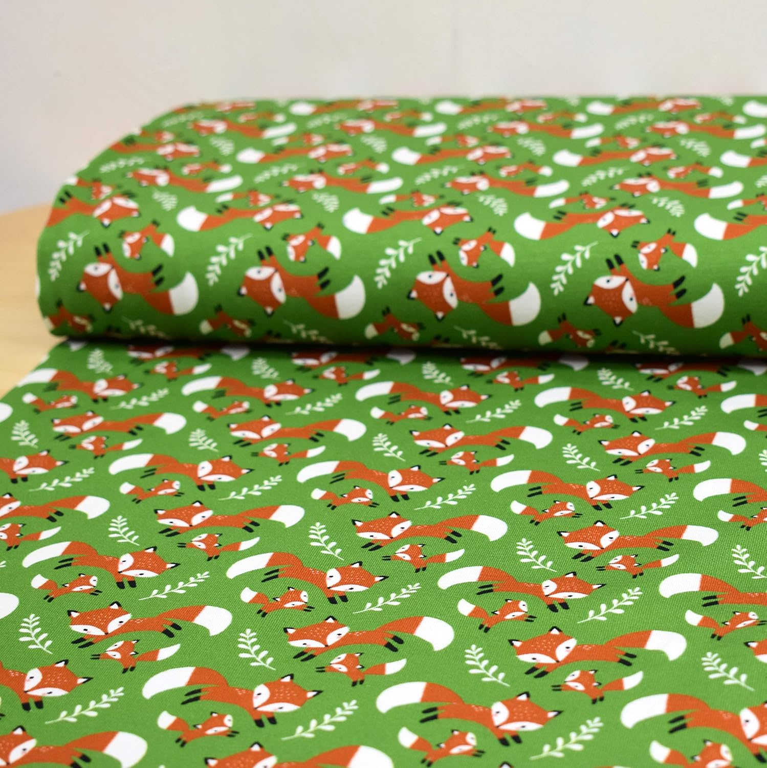 MAGAM-Stoffe Fuchs-Mich Jersey Kinder Stoff Oeko-Tex Meterware 50cm (grün)