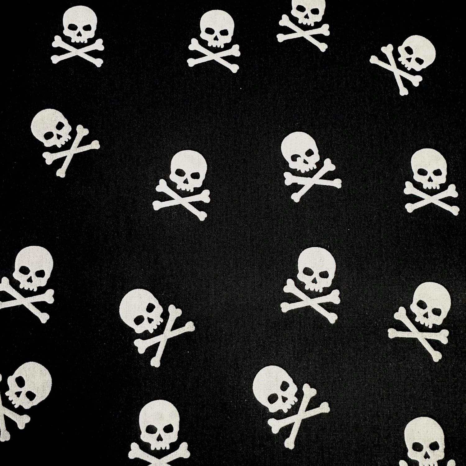 MAGAM-Stoffe Jack Baumwollstoff Popeline Halloween Piraten Skulls Meterware 50cm (Kleine Piraten Totenköpfe)