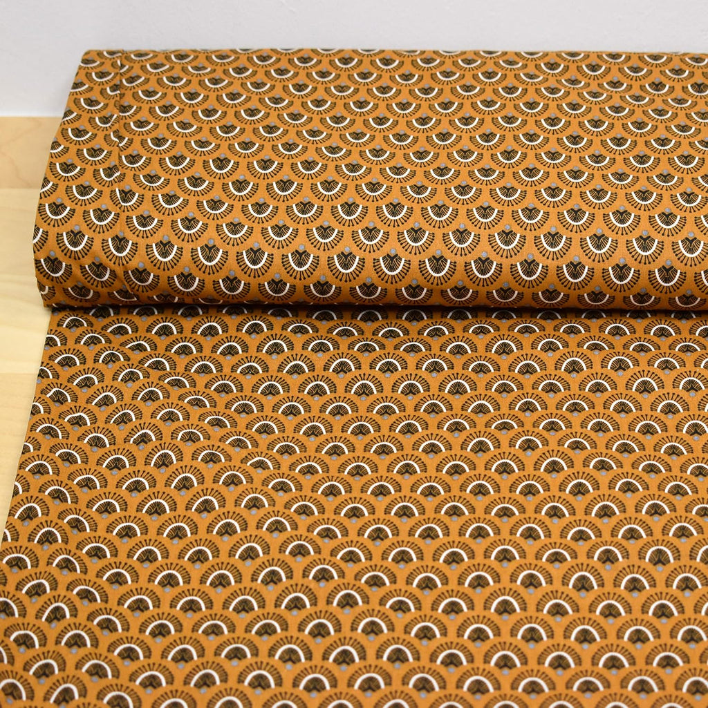 MAGAM-Stoffe Lille Muster Baumwollstoff Oeko-Tex Meterware 50cm (02. Dijon-Ocker)