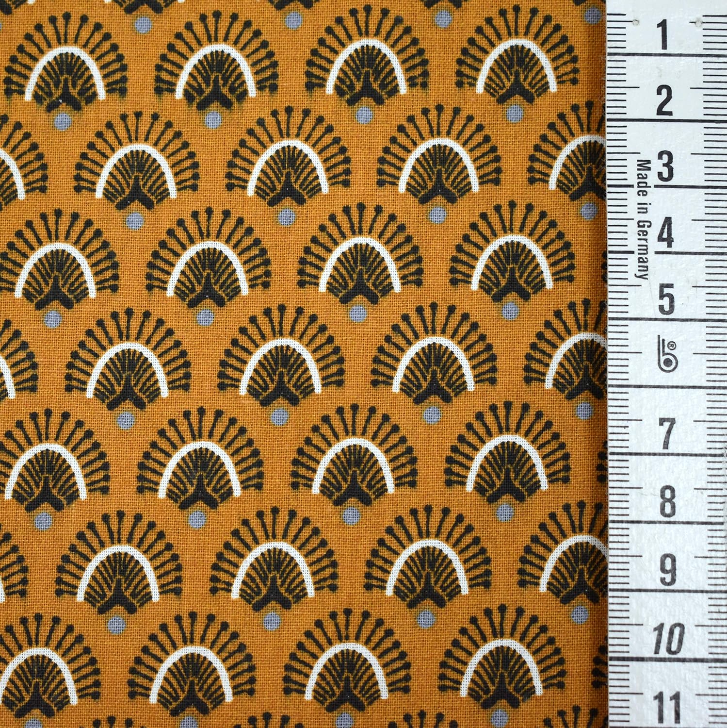 MAGAM-Stoffe Lille Muster Baumwollstoff Oeko-Tex Meterware 50cm (02. Dijon-Ocker)