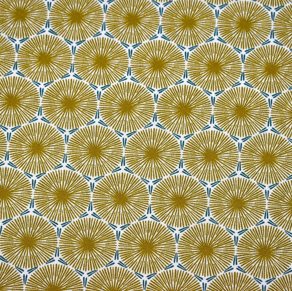 MAGAM-Stoffe Prag Pusteblume Baumwollstoff Oeko-Tex Meterware 50cm (Gold)